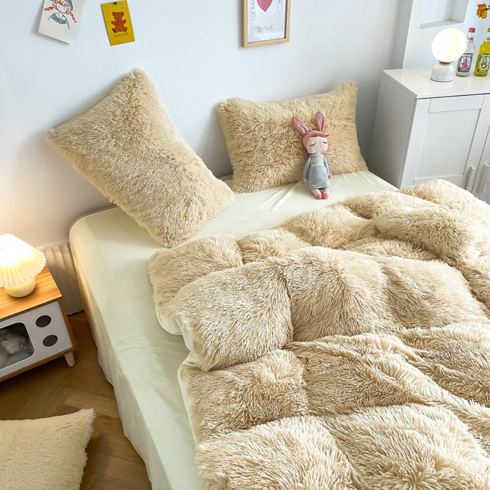 Another side angle of the VibeCore Cloud 9 Fleece Bedding Set in the color Beige, showcasing its ultra-soft fleece fabric for ultimate comfort and cozy warmth. Ideal for creating a fresh, inviting atmosphere in your bedroom or dorm, this bedding set adds both luxury and style.